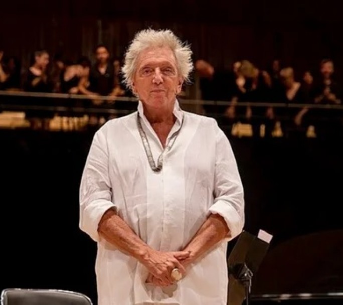 Preocupación por Pepe Cibrián: internaron al director teatral por un cuadro respiratorio